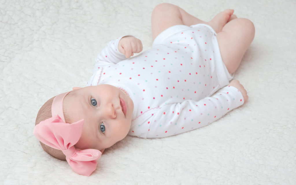 baby girl with bow