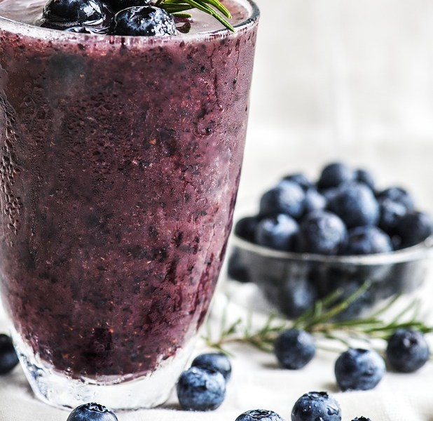 Banana and Blueberries Lactation Smoothie