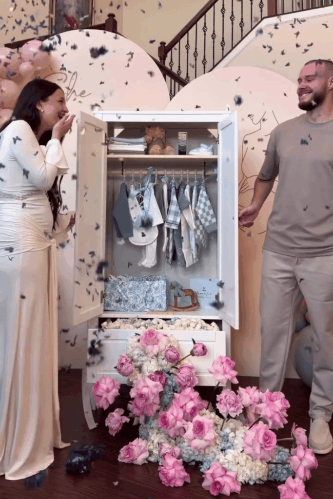 Closet gender reveal