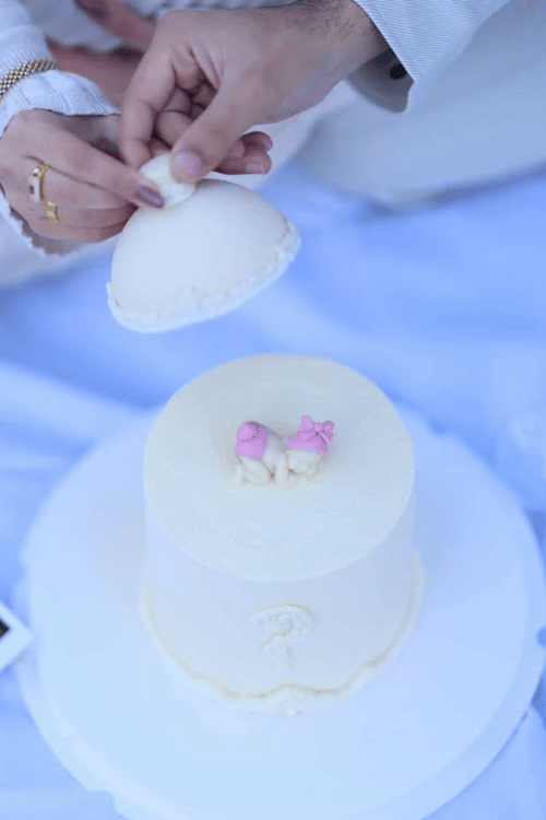 Pull-Apart Cover Gender Reveal Cake