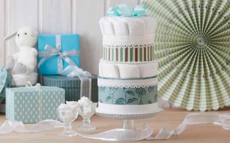Diaper Cake Ideas That Will Wow the Whole Shower